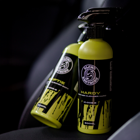 Zestaw HARDY Leather Cleaner Hard 500ml + FRISKY 1szt. + BLANKIE 1szt.