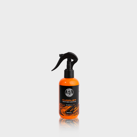Zestaw CUDDLER Leather Coating 200ml + PLUSHIE 1szt.