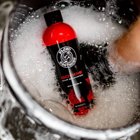 Zestaw GOODIE Car Shampoo 500ml + CRAFTIE 1szt.